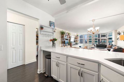 Tiny photo for 525 W Hawthorne Place #2606, Chicago, IL 60657 (MLS # 12517199)