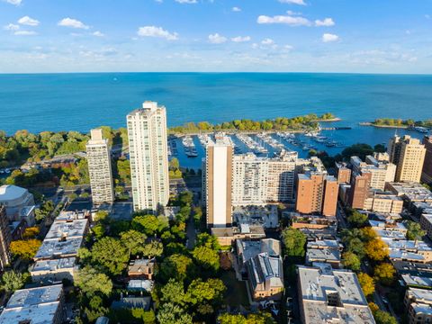 Tiny photo for 525 W Hawthorne Place #2606, Chicago, IL 60657 (MLS # 12517199)