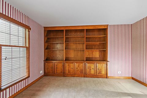 Tiny photo for 307 Churchill Court, Sleepy Hollow, IL 60118 (MLS # 12633316)