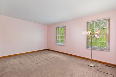 Tiny photo for 307 Churchill Court, Sleepy Hollow, IL 60118 (MLS # 12633316)
