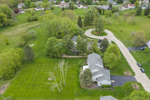 Tiny photo for 307 Churchill Court, Sleepy Hollow, IL 60118 (MLS # 12633316)