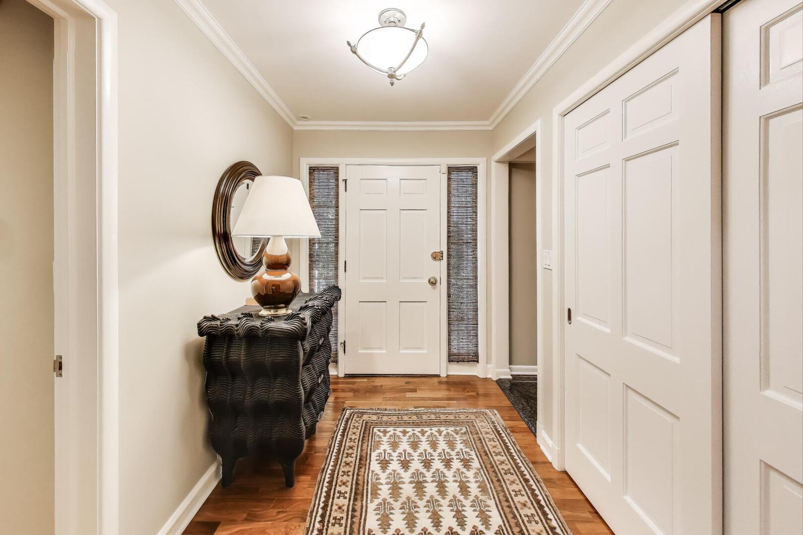 1076 Old Elm Lane