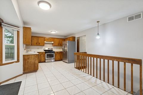 Tiny photo for 7701 Edwin Lane, Loves Park, IL 61111 (MLS # 12493136)