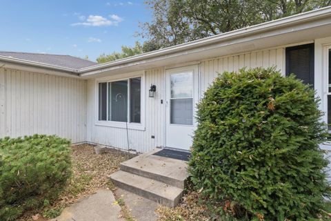 Tiny photo for 7701 Edwin Lane, Loves Park, IL 61111 (MLS # 12493136)