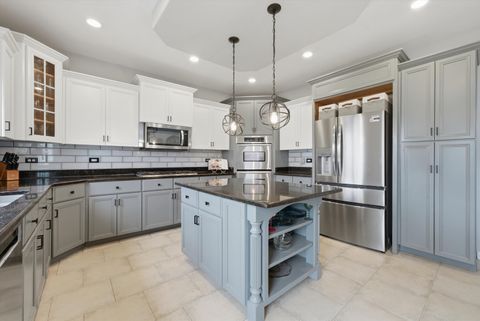 Tiny photo for 909 Berkshire Drive, Matteson, IL 60443 (MLS # 12607688)
