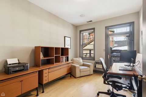 Tiny photo for 120 W Oak Street #4D, Chicago, IL 60610 (MLS # 12561503)