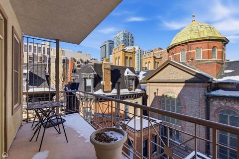 Tiny photo for 120 W Oak Street #4D, Chicago, IL 60610 (MLS # 12561503)