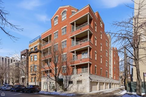 Photo of 120 W Oak Street #4D, Chicago, IL 60610 (MLS # 12561503)