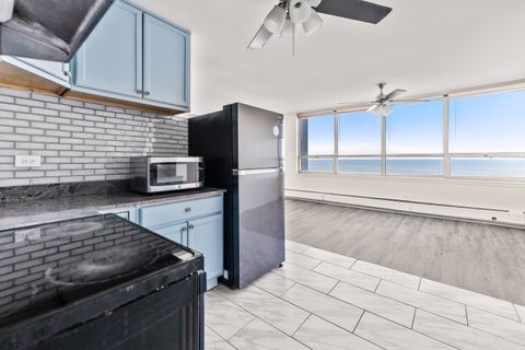 Tiny photo for 6171 N Sheridan Road #2311-2312, Chicago, IL 60660 (MLS # 12548096)