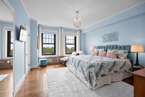 Tiny photo for 3530 N Lake Shore Drive #7B, Chicago, IL 60657 (MLS # 12718997)