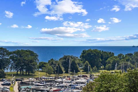 Tiny photo for 3530 N Lake Shore Drive #7B, Chicago, IL 60657 (MLS # 12718997)