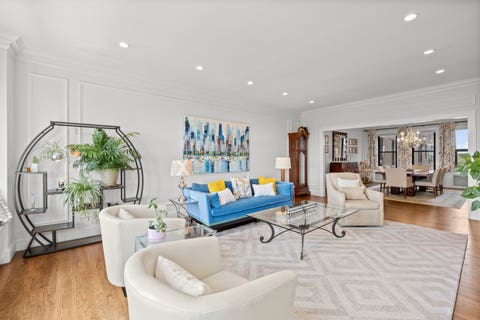 Tiny photo for 3530 N Lake Shore Drive #7B, Chicago, IL 60657 (MLS # 12718997)