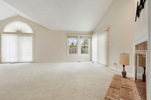 Tiny photo for 401 Park Barrington Drive, Barrington, IL 60010 (MLS # 12429325)