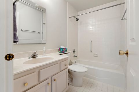 Tiny photo for 401 Park Barrington Drive, Barrington, IL 60010 (MLS # 12429325)