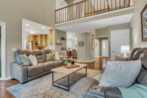 Tiny photo for 6183 Old Farm Lane, Gurnee, IL 60031 (MLS # 12524649)