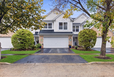 Photo of 1005 Tara Lane #1005, West Chicago, IL 60185 (MLS # 12688896)