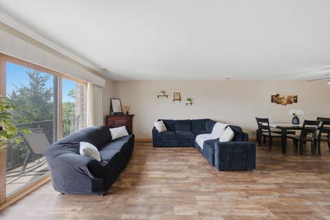 Tiny photo for 4020 W 105th Street #3E, Oak Lawn, IL 60453 (MLS # 12706570)