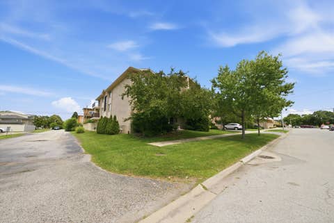 Tiny photo for 4020 W 105th Street #3E, Oak Lawn, IL 60453 (MLS # 12706570)