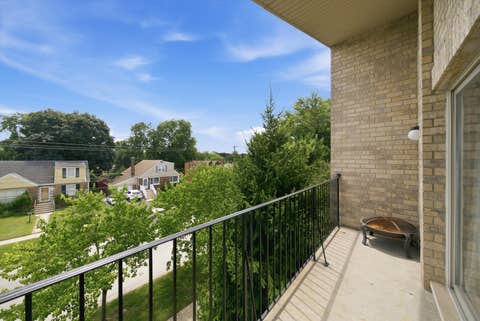 Tiny photo for 4020 W 105th Street #3E, Oak Lawn, IL 60453 (MLS # 12706570)