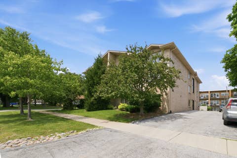 Tiny photo for 4020 W 105th Street #3E, Oak Lawn, IL 60453 (MLS # 12706570)