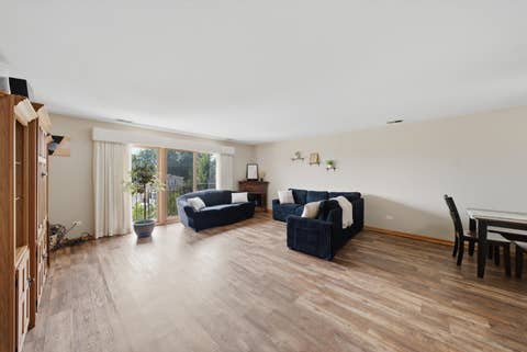 Tiny photo for 4020 W 105th Street #3E, Oak Lawn, IL 60453 (MLS # 12706570)