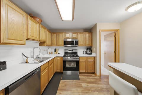 Tiny photo for 4020 W 105th Street #3E, Oak Lawn, IL 60453 (MLS # 12706570)