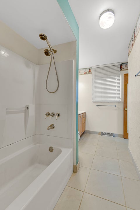 Tiny photo for 18743 Kings Road, Homewood, IL 60430 (MLS # 12797073)