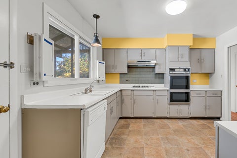Tiny photo for 18743 Kings Road, Homewood, IL 60430 (MLS # 12797073)