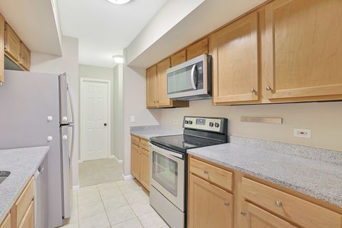 Tiny photo for 520 Shorely Drive #203, Barrington, IL 60010 (MLS # 12499810)
