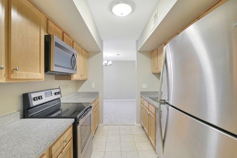 Tiny photo for 520 Shorely Drive #203, Barrington, IL 60010 (MLS # 12499810)