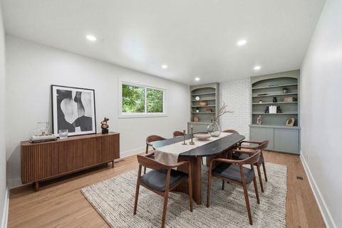 Tiny photo for 1801 N Iris Drive, Palatine, IL 60074 (MLS # 12668624)