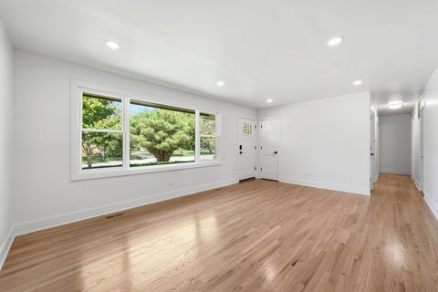 Tiny photo for 1801 N Iris Drive, Palatine, IL 60074 (MLS # 12668624)
