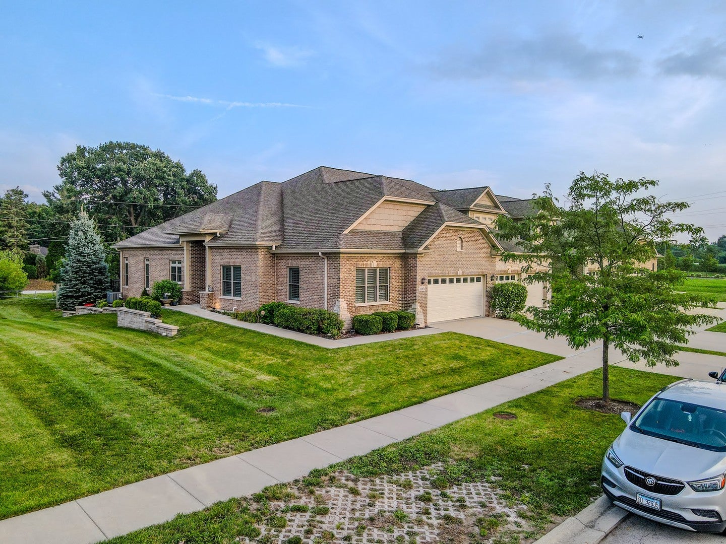 12876 Rosa Lane