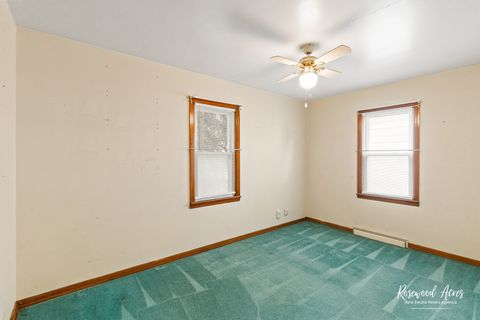 Tiny photo for 311 S Cleveland Avenue, Bradley, IL 60915 (MLS # 12461899)