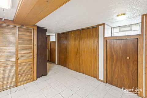 Tiny photo for 311 S Cleveland Avenue, Bradley, IL 60915 (MLS # 12461899)