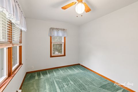 Tiny photo for 311 S Cleveland Avenue, Bradley, IL 60915 (MLS # 12461899)