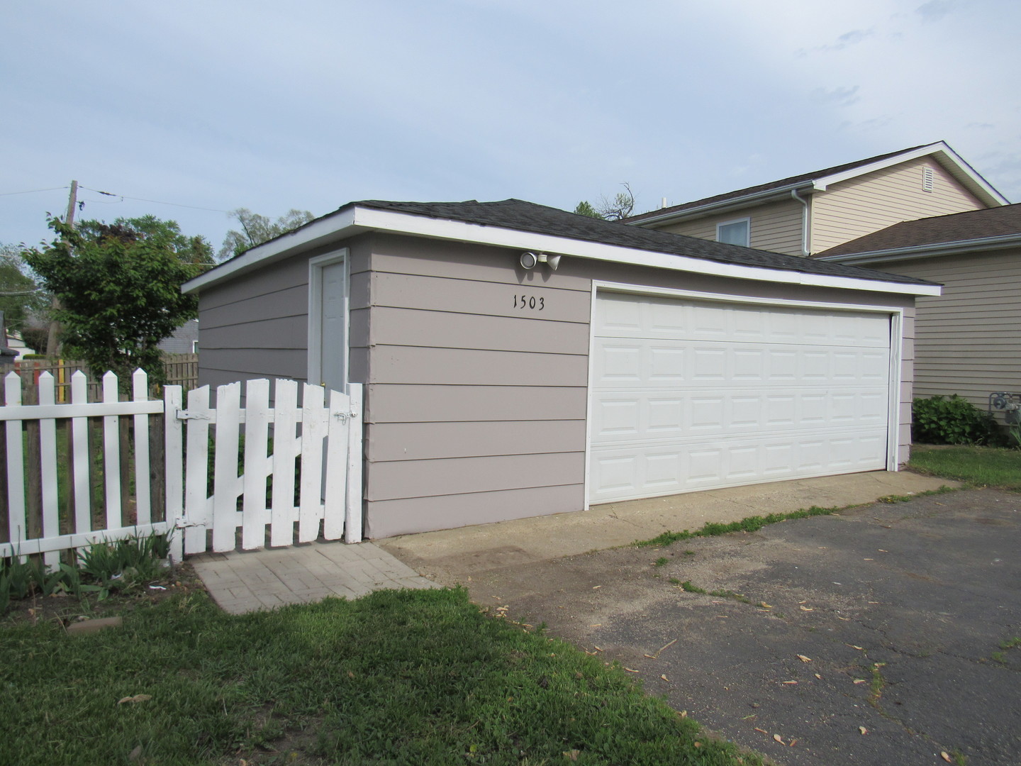 1503 Cherokee Drive