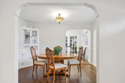 Tiny photo for 927 N Haddow Avenue, Arlington Heights, IL 60004 (MLS # 12584411)