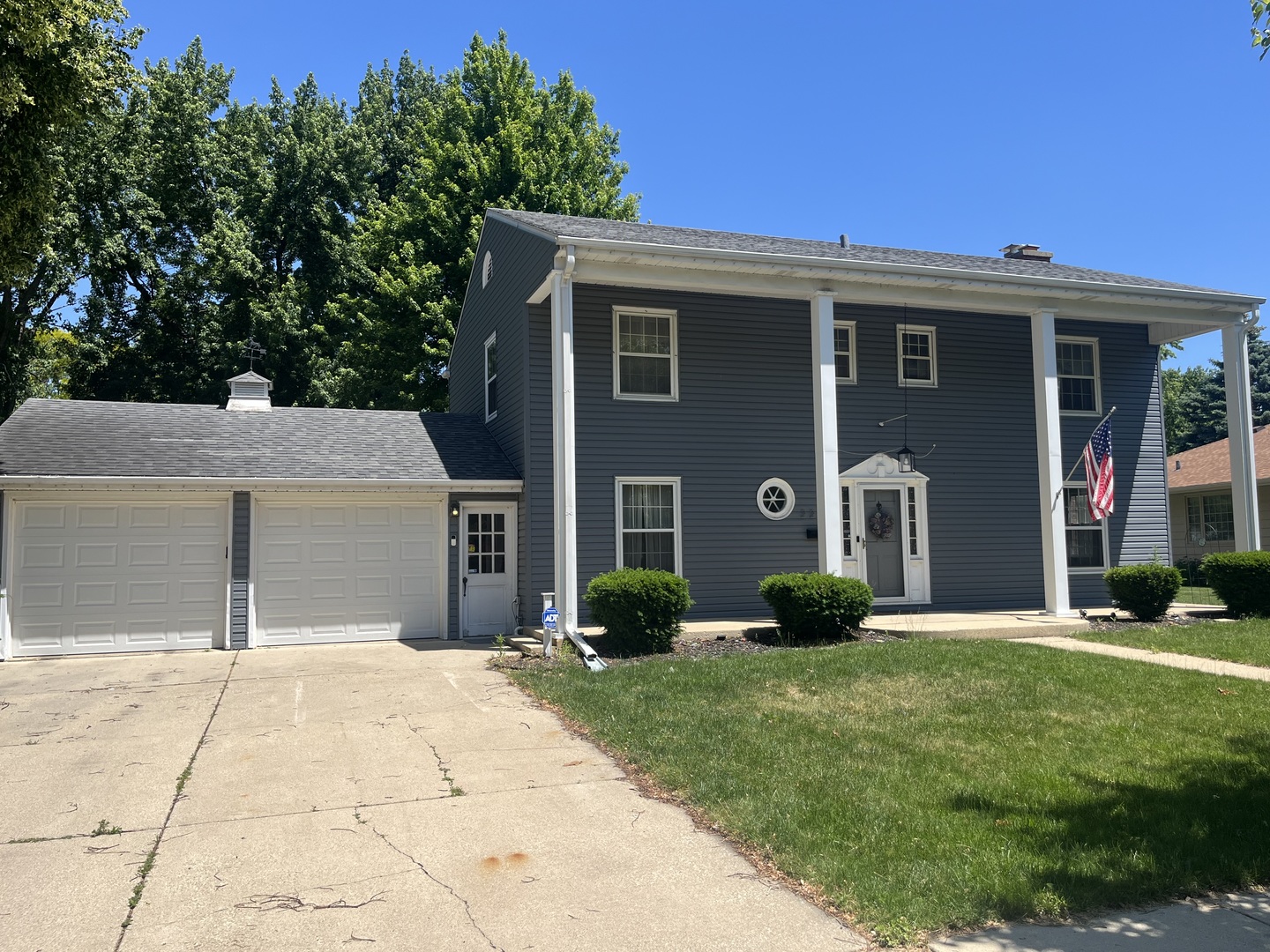 2221 Mayflower Drive