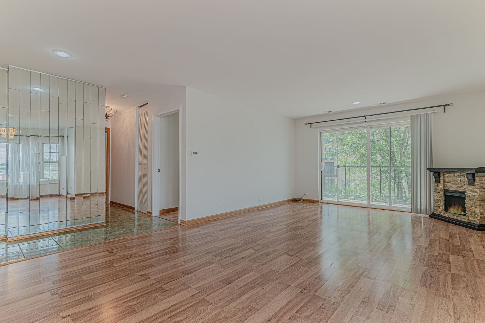 8630 Waukegan Road 316