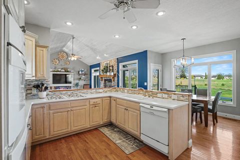 Tiny photo for 918 Melody Hills Drive, Fulton, IL 61252 (MLS # 12656169)