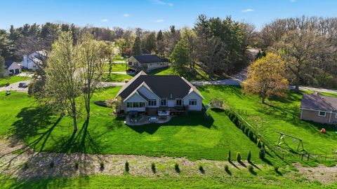 Tiny photo for 918 Melody Hills Drive, Fulton, IL 61252 (MLS # 12656169)