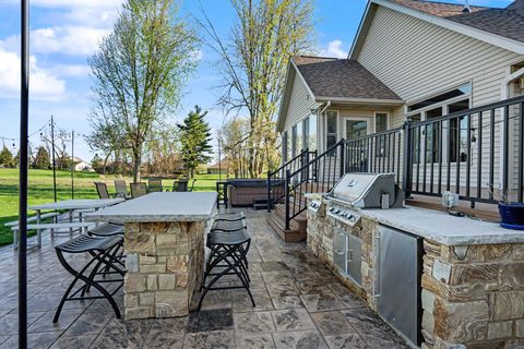 Tiny photo for 918 Melody Hills Drive, Fulton, IL 61252 (MLS # 12656169)