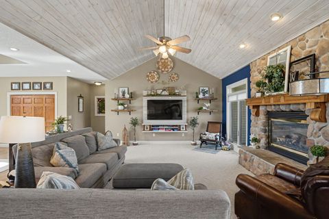 Tiny photo for 918 Melody Hills Drive, Fulton, IL 61252 (MLS # 12656169)
