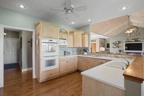 Tiny photo for 918 Melody Hills Drive, Fulton, IL 61252 (MLS # 12656169)