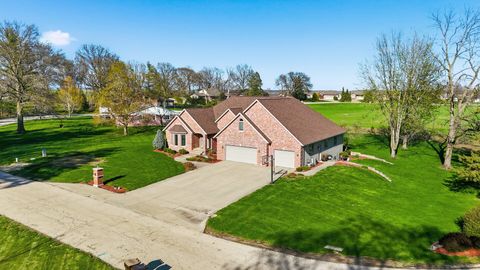 Tiny photo for 918 Melody Hills Drive, Fulton, IL 61252 (MLS # 12656169)
