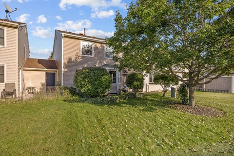 Tiny photo for 1353 Portsmouth Court, Carol Stream, IL 60188 (MLS # 12782379)