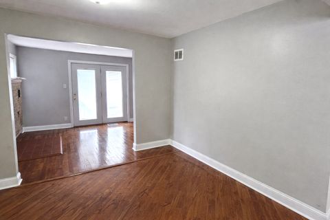 Tiny photo for 36107 N Green Bay Road, Waukegan, IL 60087 (MLS # 12568037)
