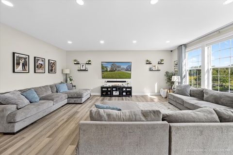 Tiny photo for 3591 Doral Drive, Elgin, IL 60124 (MLS # 12469945)