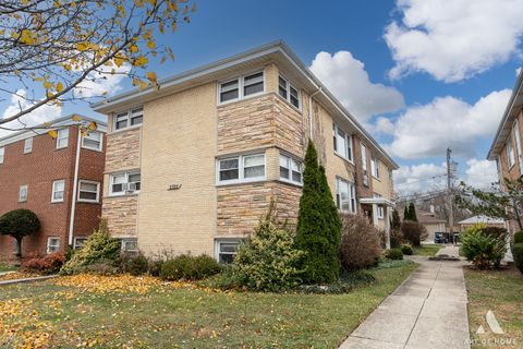 Tiny photo for 2322 S 17th Avenue #5, North Riverside, IL 60546 (MLS # 12528946)